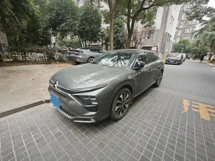 2022 Citroen C5 X 1.6T 175HP L4 8AT