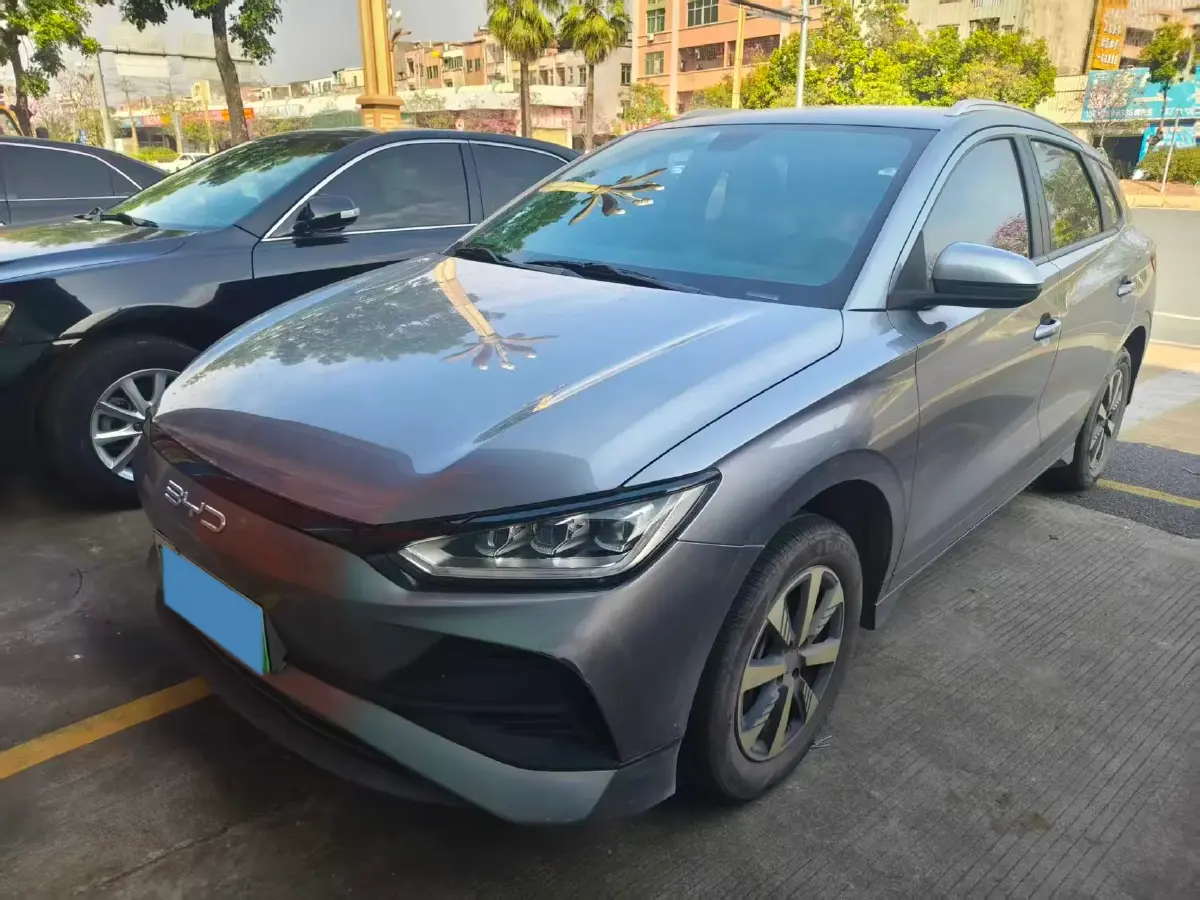 2023 BYD e2 BEV 43.2KWH