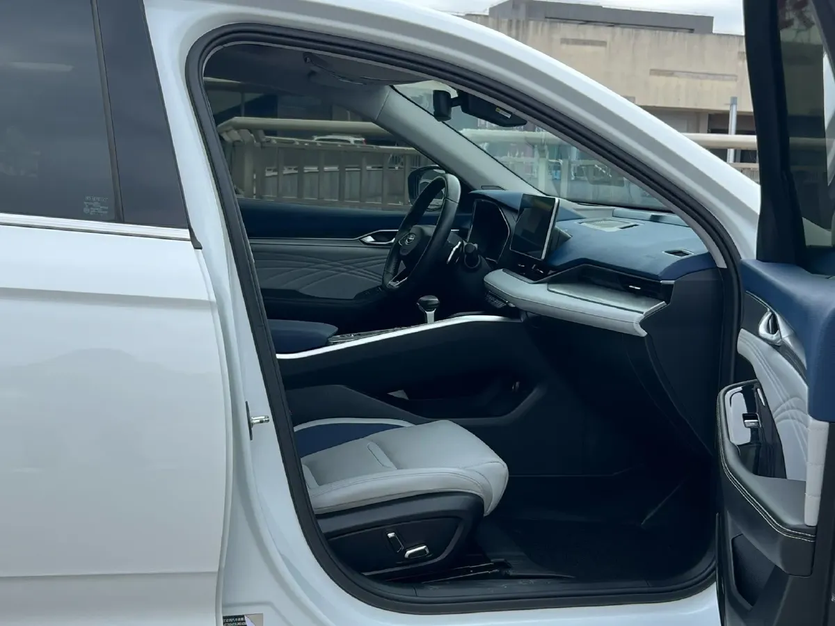 2020 Volkswagen C-Trek 1.5L 112HP L4 6AT,autocango,china used car exporter,china ev exporter,chinese used car exporter,chinese used ev exporter