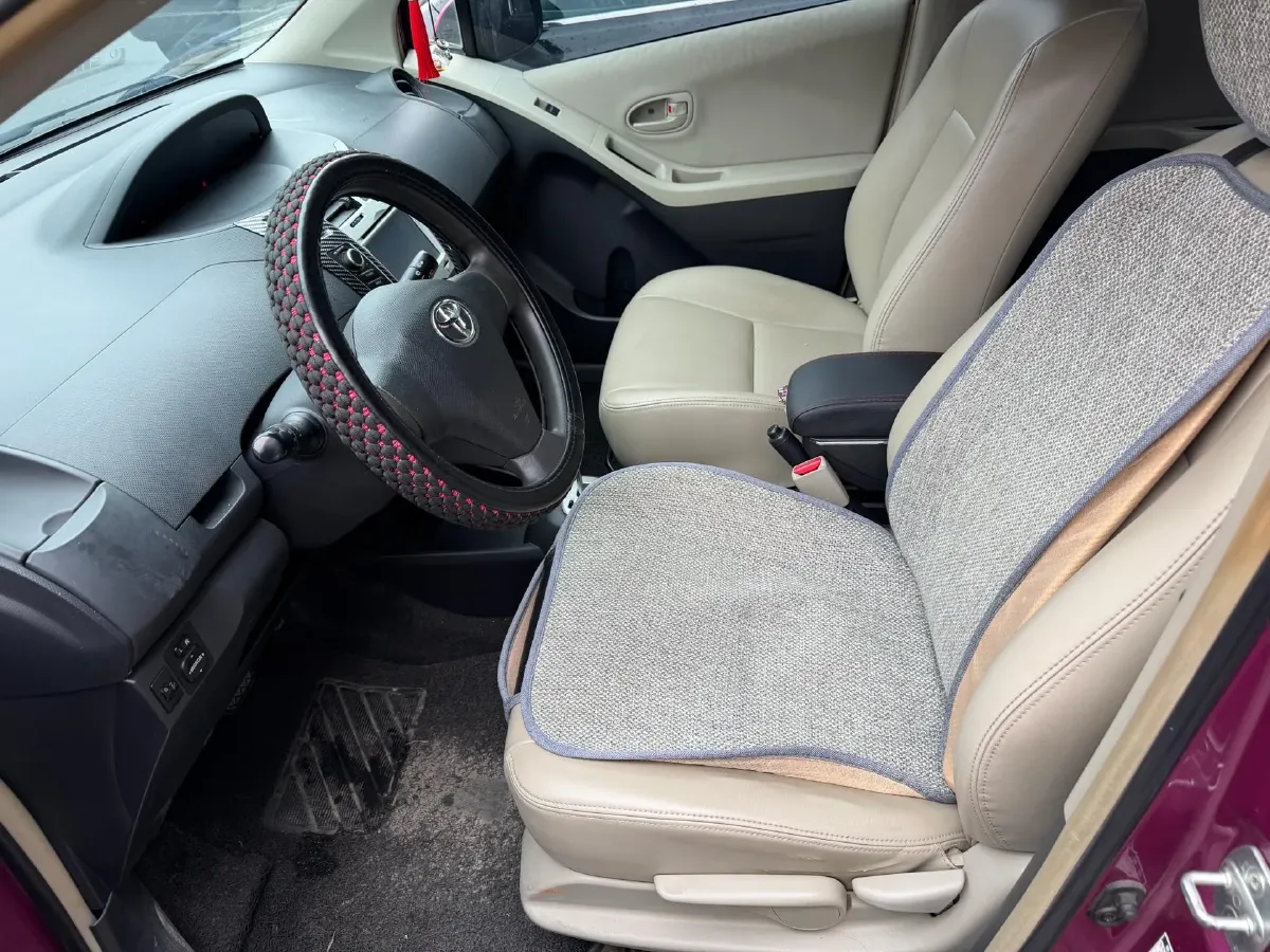 2011 Toyota Yaris 1.6L 118HP L4 4AT,autocango,china used car exporter,china ev exporter,chinese used car exporter,chinese used ev exporter