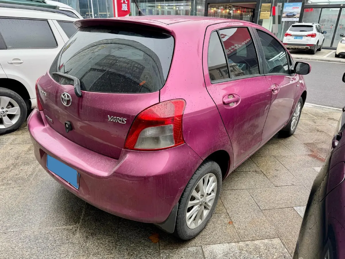 2011 Toyota Yaris 1.6L 118HP L4 4AT,autocango,china used car exporter,china ev exporter,chinese used car exporter,chinese used ev exporter