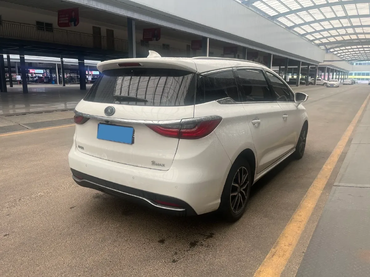 2017 BYD Song MAX 1.5T 154HP L4 6DCT,autocango,china used car exporter,china ev exporter,chinese used car exporter,chinese used ev exporter