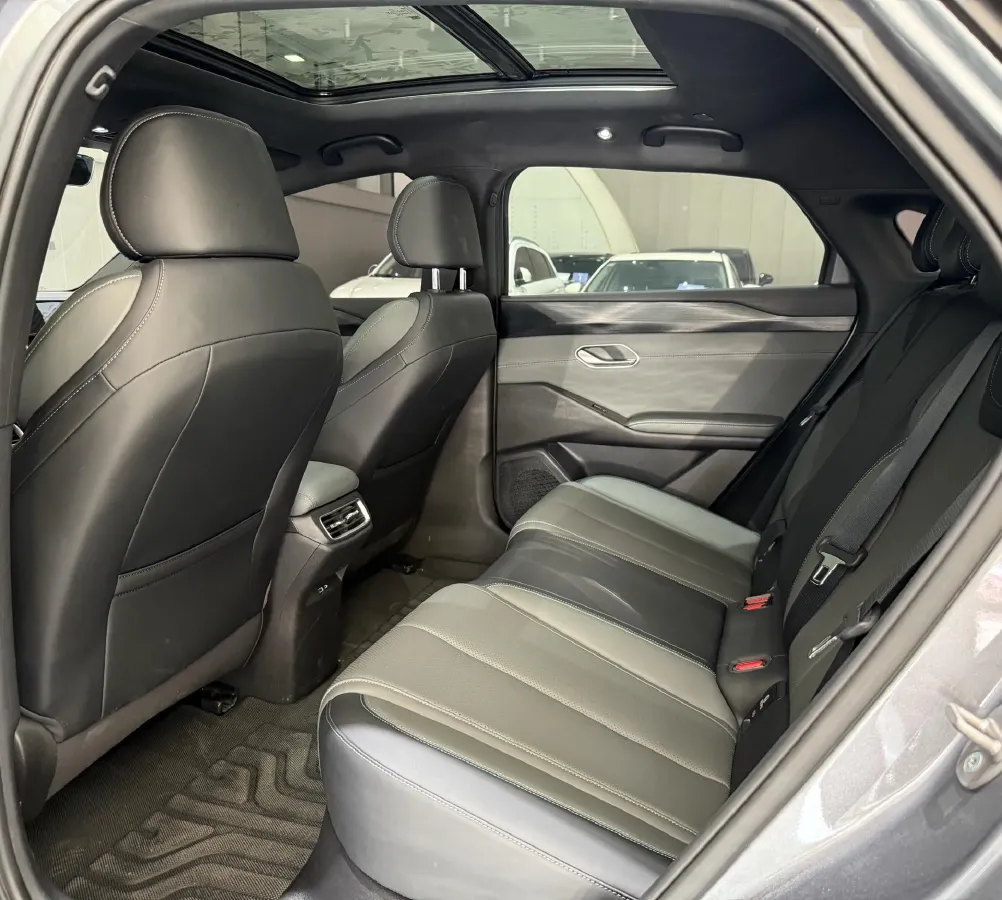 2025 BYD QinL BEV,autocango,china used car exporter,china ev exporter,chinese used car exporter,chinese used ev exporter