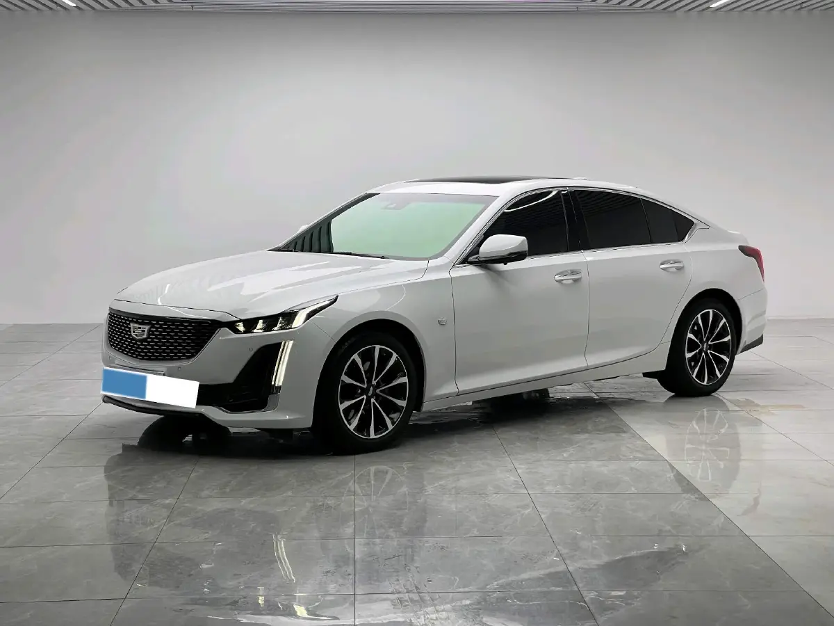 2022 Cadillac CT5 2.0T 237HP L4 10AT