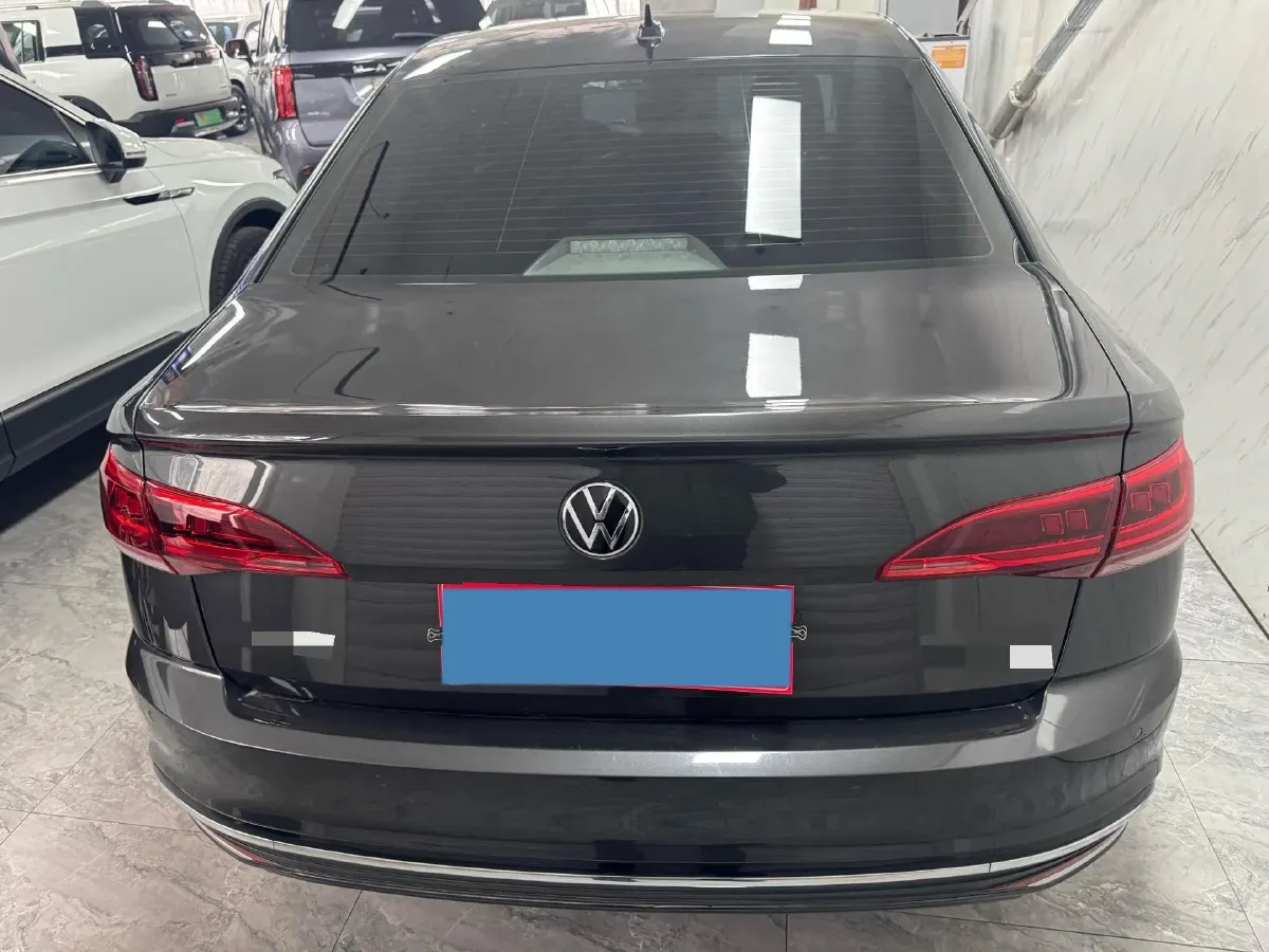 2023 Volkswagen Bora 1.2T 116HP L4 7DCT,autocango,china used car exporter,china ev exporter,chinese used car exporter,chinese used ev exporter