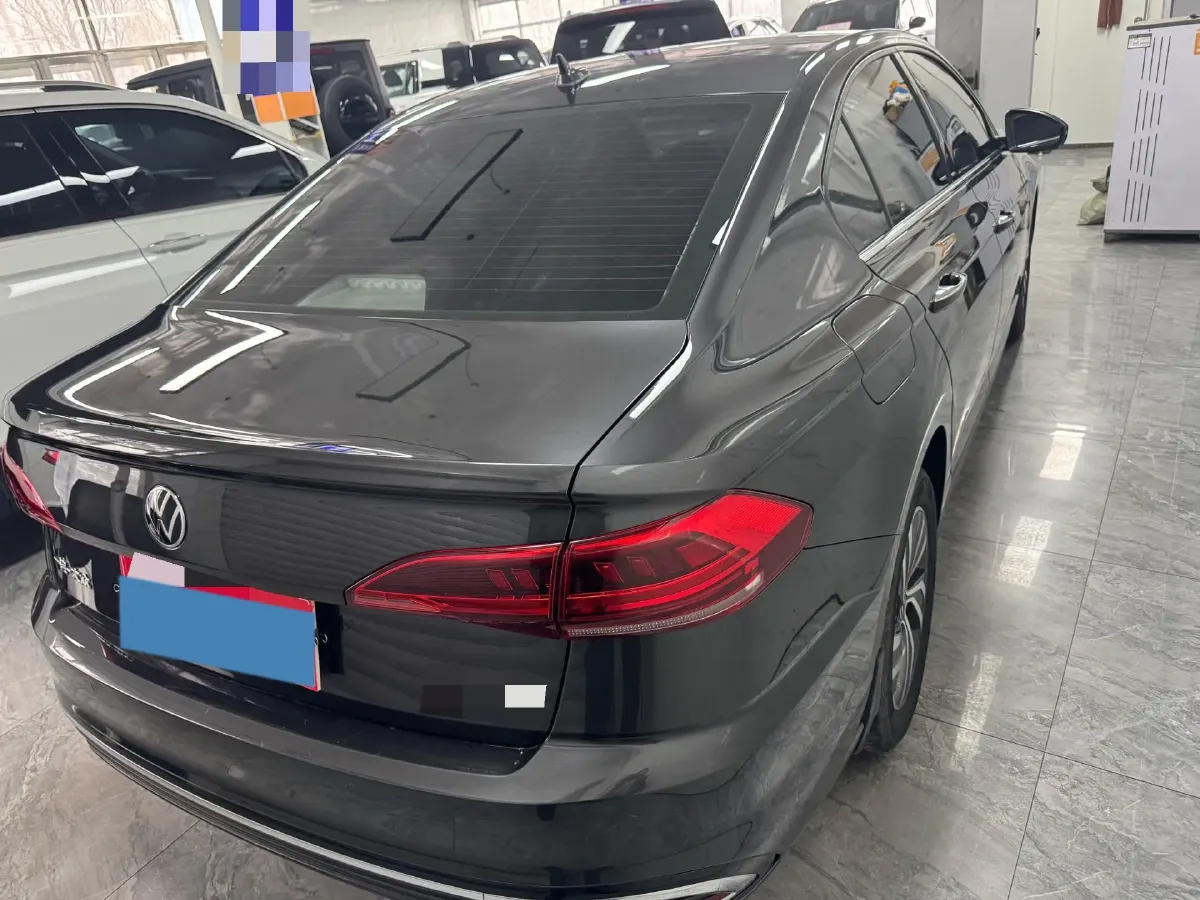 2023 Volkswagen Bora 1.2T 116HP L4 7DCT,autocango,china used car exporter,china ev exporter,chinese used car exporter,chinese used ev exporter