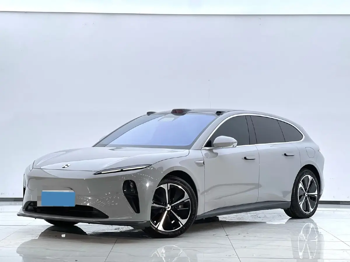 2023 NIO ET5T BEV 75KWH