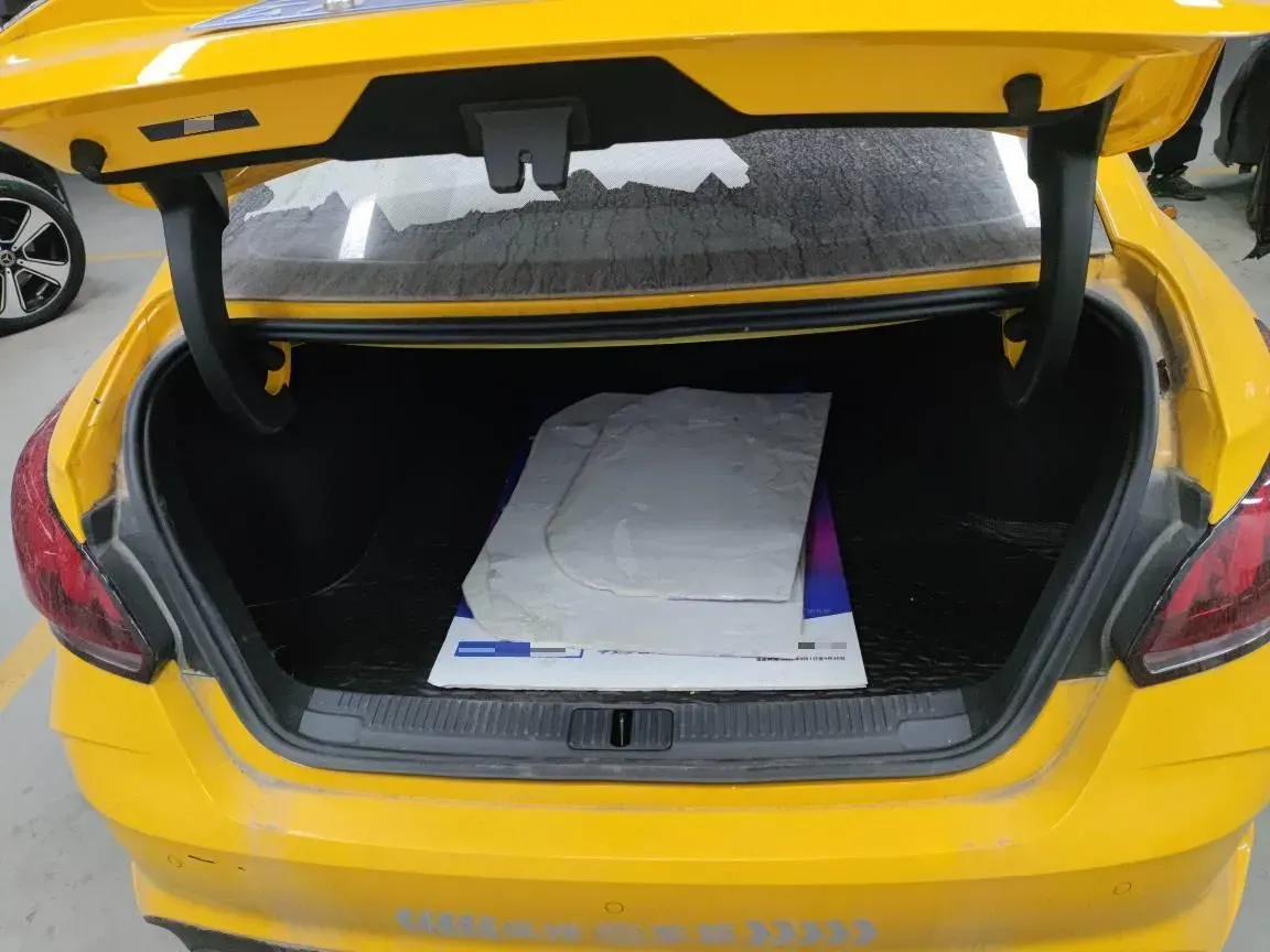 2023 MG 5 1.5L 129HP L4 5MT,autocango,china used car exporter,china ev exporter,chinese used car exporter,chinese used ev exporter