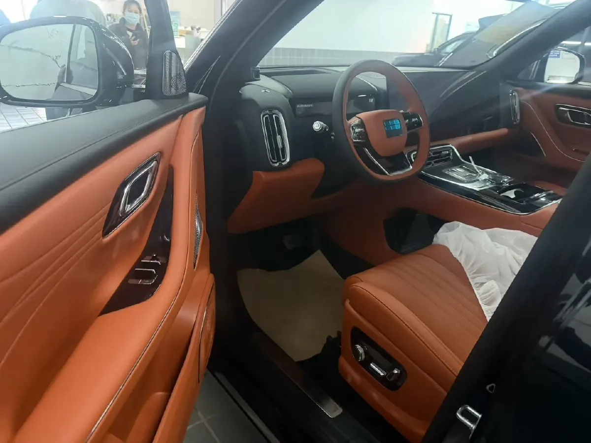 2025 Geely Galaxy M9 1.5T 163HP L4 3DHT PHEV,autocango,china used car exporter,china ev exporter,chinese used car exporter,chinese used ev exporter