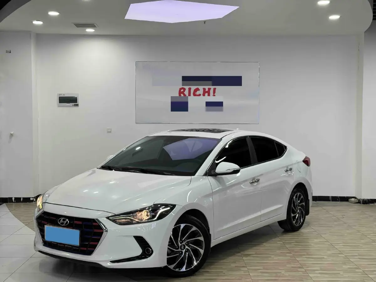 2019 Hyundai Elantra 1.5L 115HP L4 CVT