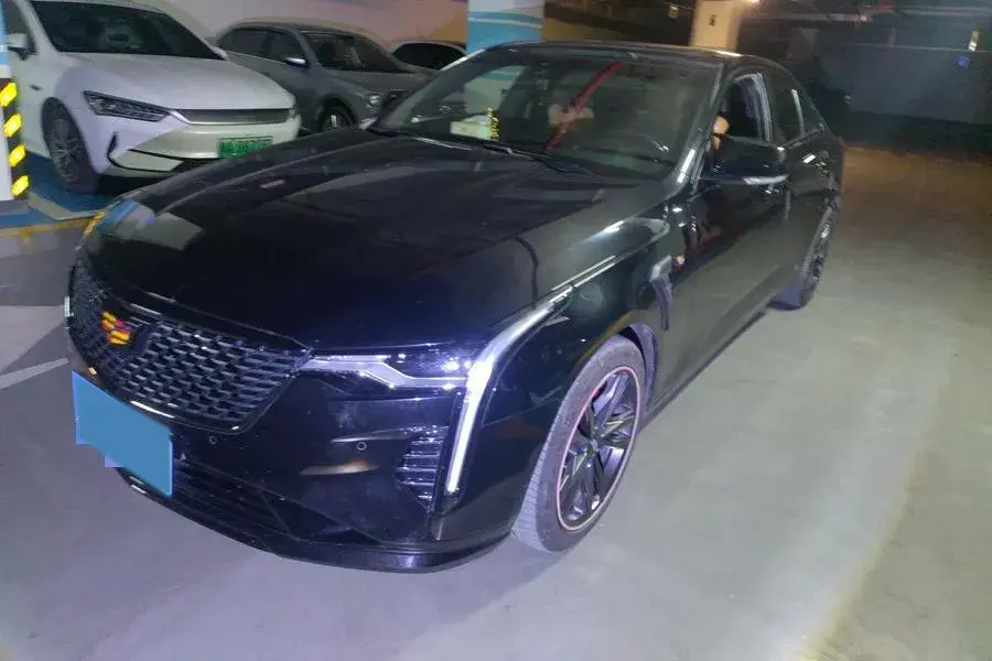 2023 Cadillac CT4 2.0T 237HP L4 8AT