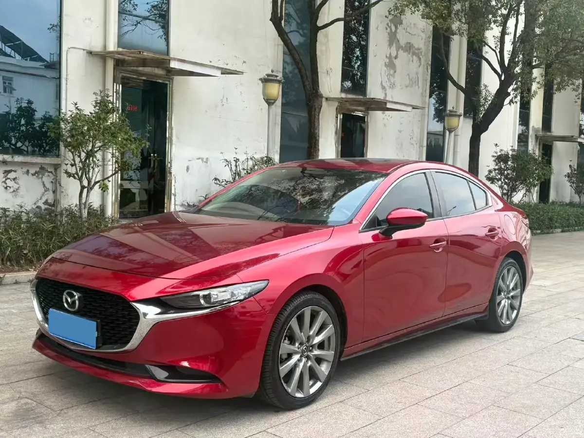 2021 Mazda 3 Axela 2.0L 158HP L4 6AT