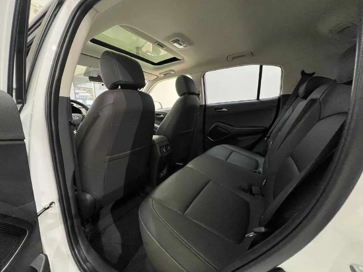 2021 Hyundai ix35 1.4T 140HP L4 7DCT,autocango,china used car exporter,china ev exporter,chinese used car exporter,chinese used ev exporter