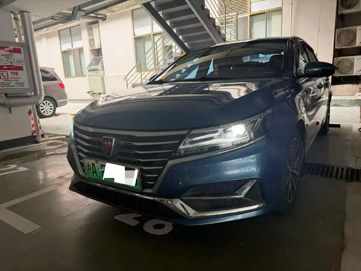 2017 Roewe i6 1.0T 125HP L3 2AT PHEV