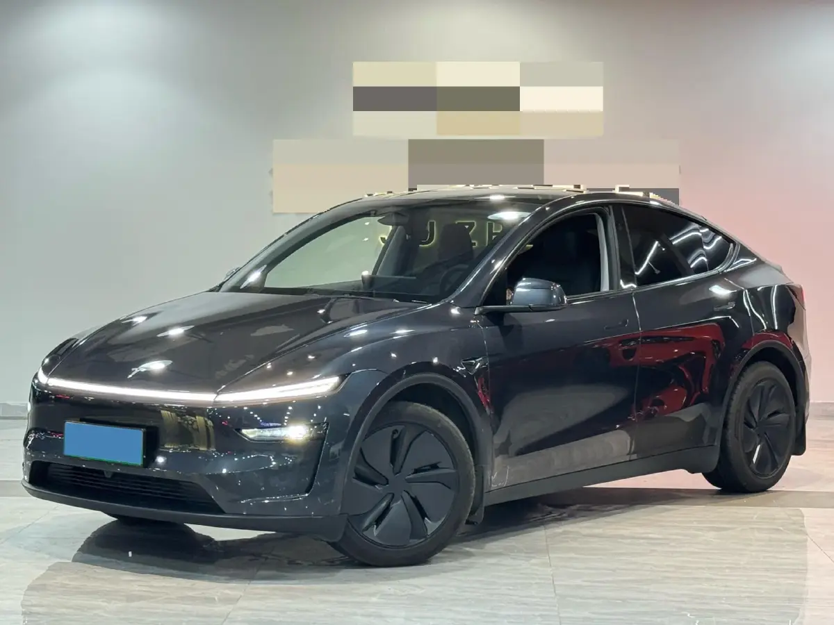 2025 Tesla Model Y BEV 78.4KWH