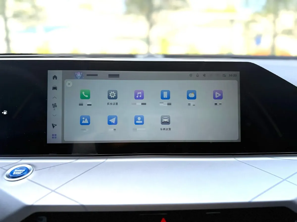 2024 Geely OkavangoPRO 1.5T 181HP L4 7DCT,autocango,china used car exporter,china ev exporter,chinese used car exporter,chinese used ev exporter