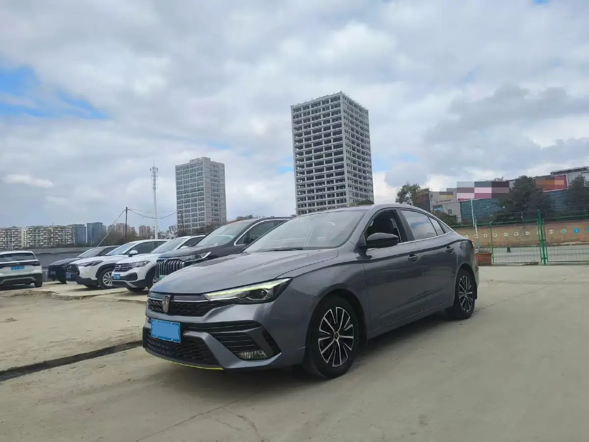 2021 Roewe i5 1.5L 120HP L4 5MT