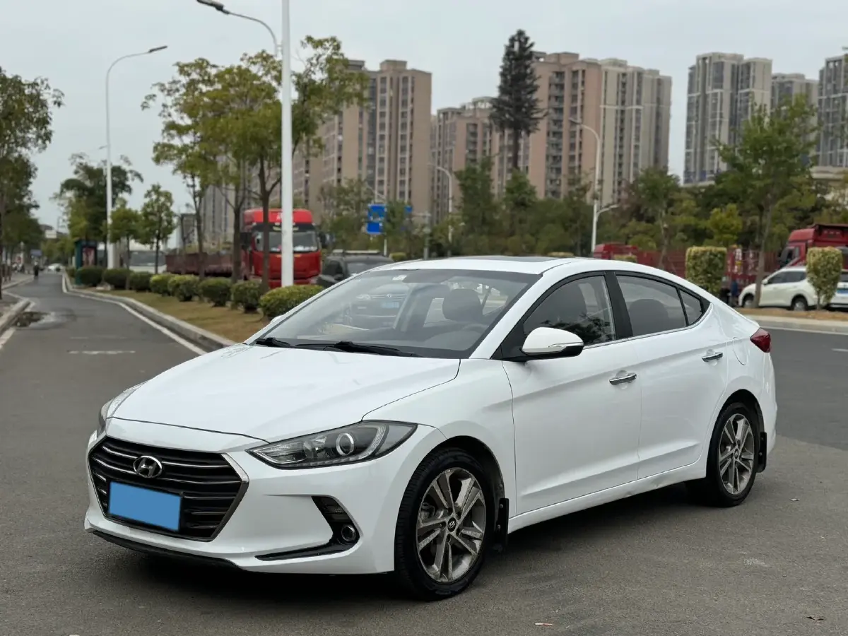 2016 Hyundai Elantra 1.6L 130HP L4 6AT