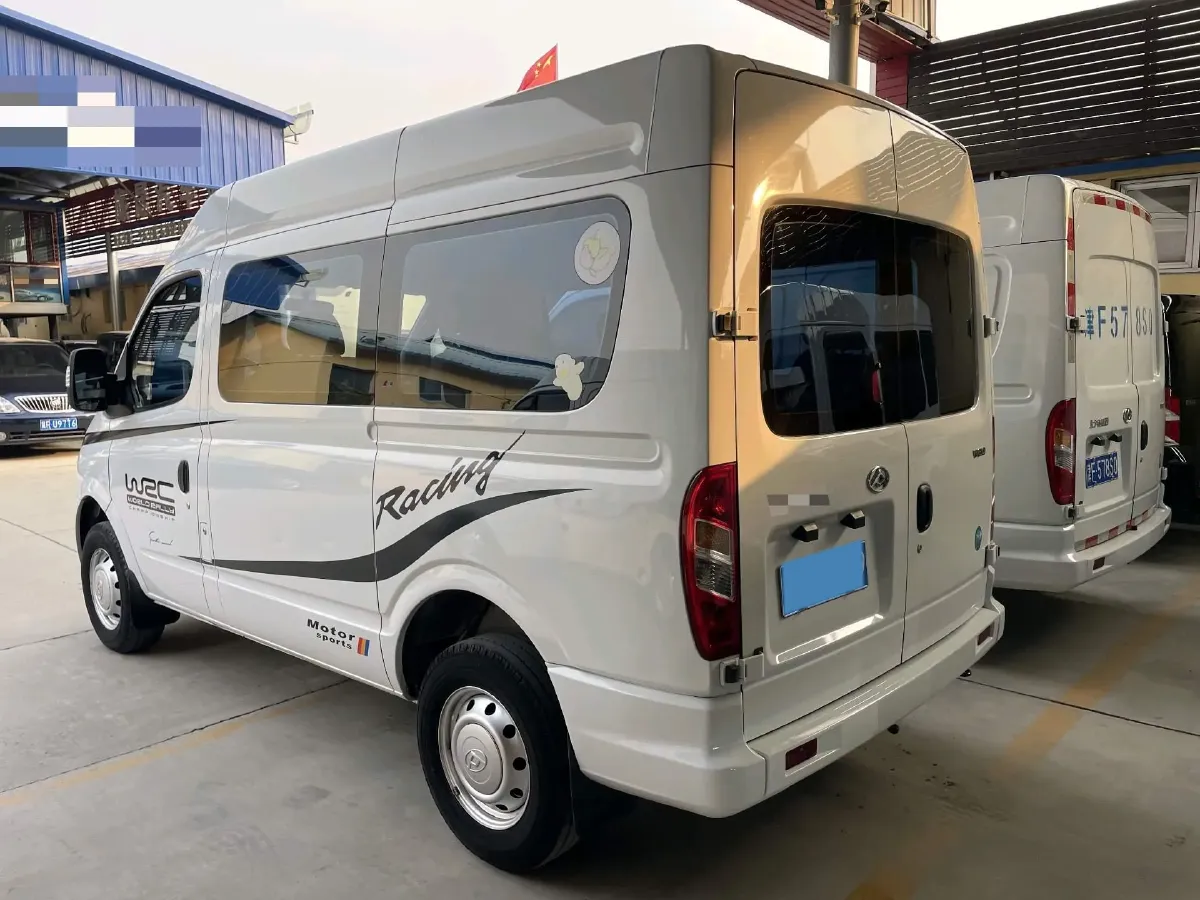 2021 MAXUS XinTu V80 2.0T 139HP L4 6MT,autocango,china used car exporter,china ev exporter,chinese used car exporter,chinese used ev exporter