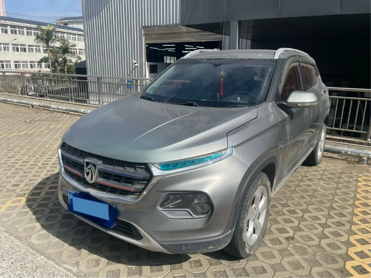 2017 BaoJun 310W 1.5L 105HP L4 6MT
