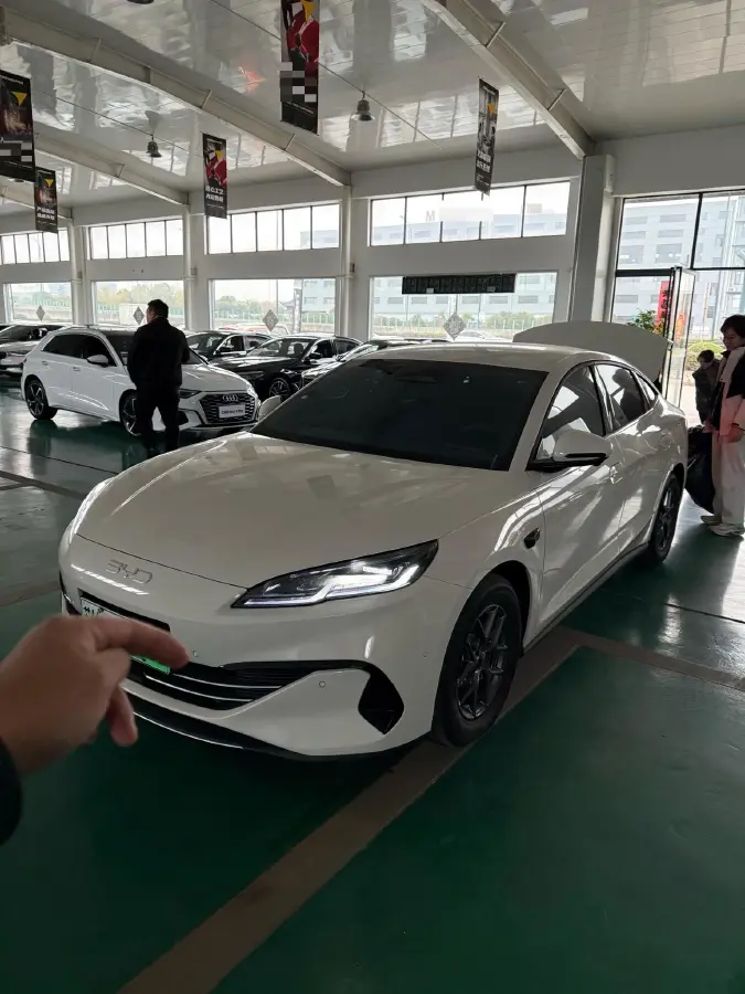 2025 BYD Seal06 1.5L 101HP L4 E-CVT PHEV 10.08KWH