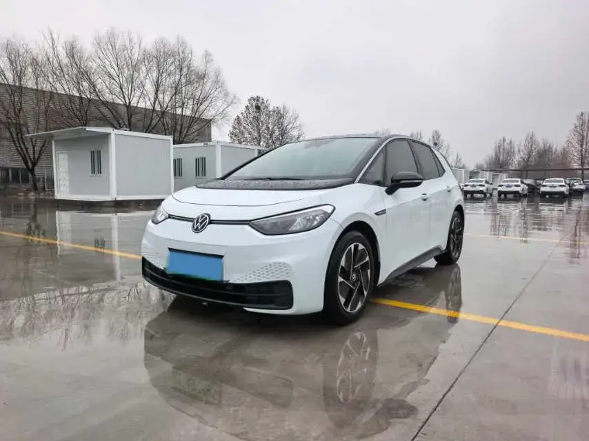 2023 Volkswagen ID.3 BEV 52.8KWH