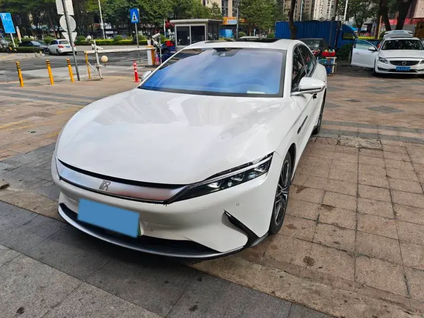 2020 Lincoln MKZ 2.0T 196HP L4 6AT