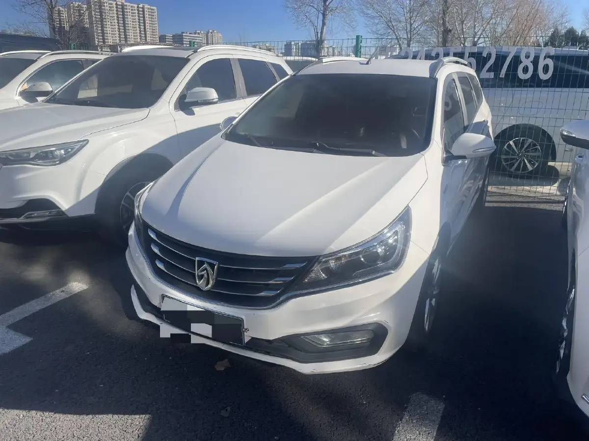 2017 BaoJun 310W 1.5L 112HP L4 6MT