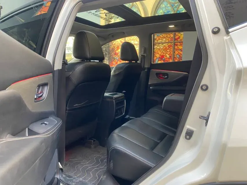 2021 Nissan Murano 2.5L 186HP L4 CVT,autocango,china used car exporter,china ev exporter,chinese used car exporter,chinese used ev exporter