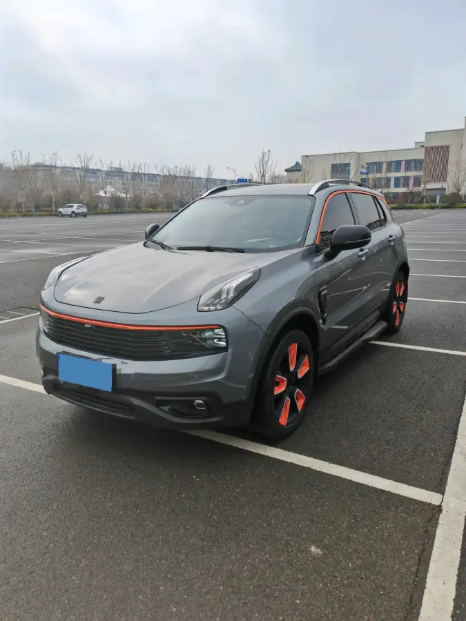 2019 LYNK&CO 01 2.0T 190HP L4 6AT