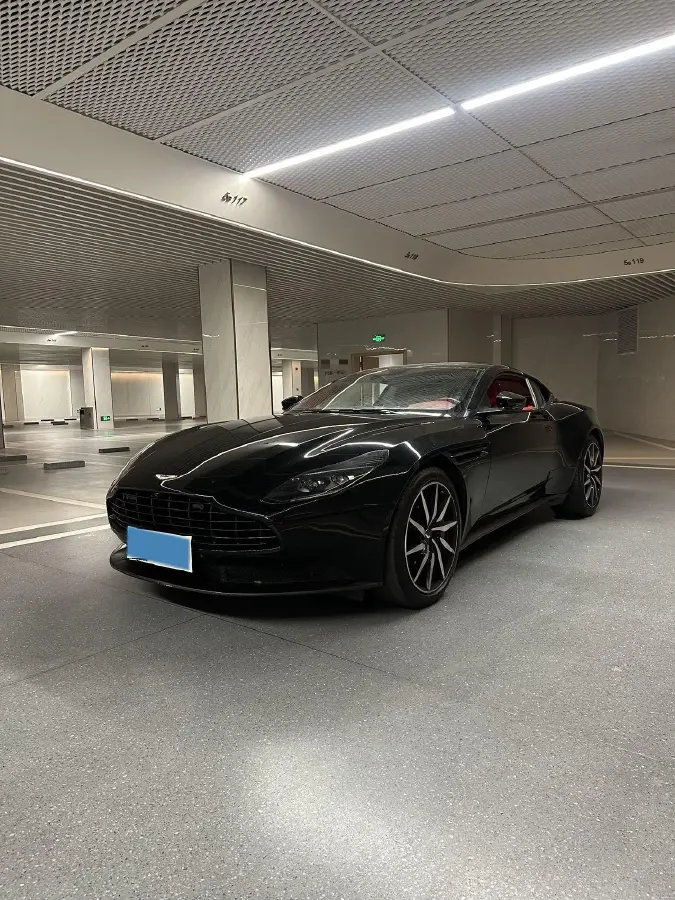 2017 Aston Martin DB11 4.0T 510HP V8 8AT