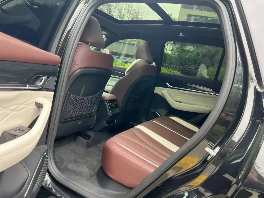 2021 Geely Monjaro 2.0T 218HP L4 7DCT,autocango,china used car exporter,china ev exporter,chinese used car exporter,chinese used ev exporter