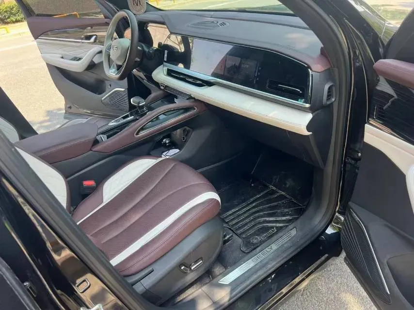 2021 Geely Monjaro 2.0T 218HP L4 7DCT,autocango,china used car exporter,china ev exporter,chinese used car exporter,chinese used ev exporter