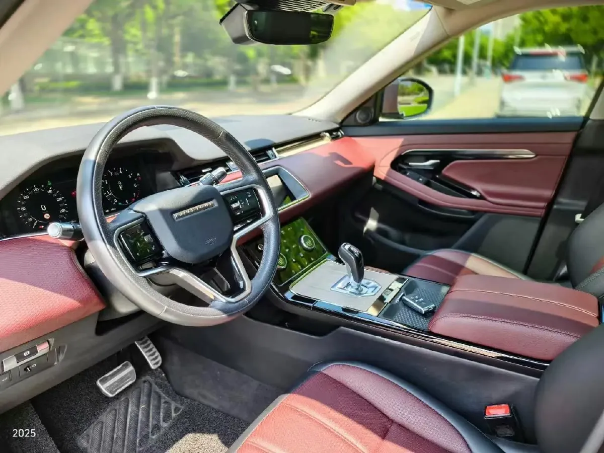 2021 Land Rover Range Rover Evoque 2.0T 249HP L4 9AT,autocango,china used car exporter,china ev exporter,chinese used car exporter,chinese used ev exporter