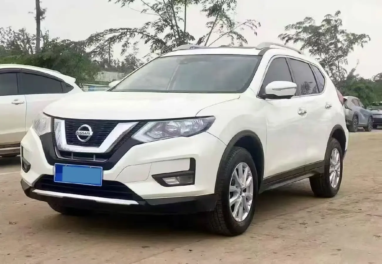 2021 Nissan X-Trail 2.0L 151HP L4 CVT