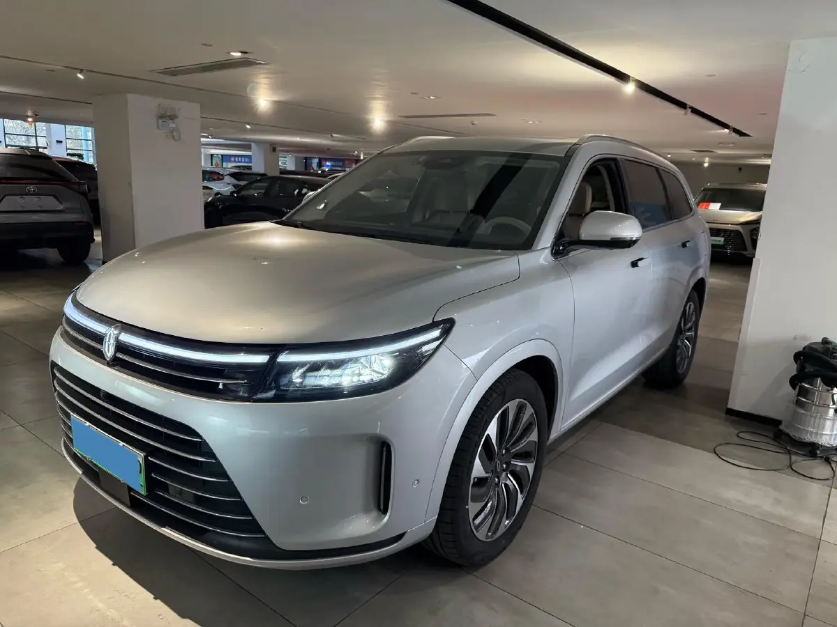 2024 Ford Transit 2.0T 143HP L4 9AT