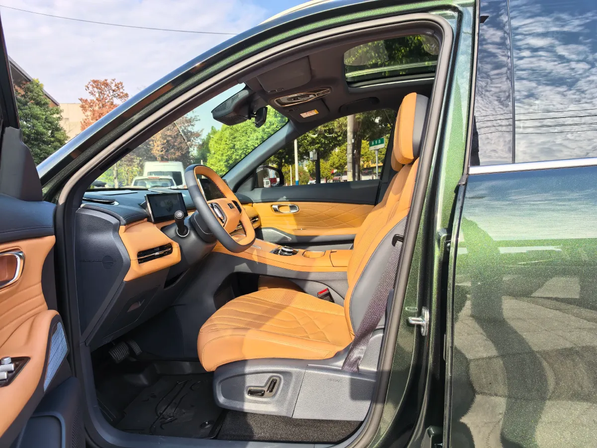 2025 BYD Sea Lion 05 DM-i 1.5L 101HP L4 E-CVT PHEV 18.3KWH,autocango,china used car exporter,china ev exporter,chinese used car exporter,chinese used ev exporter