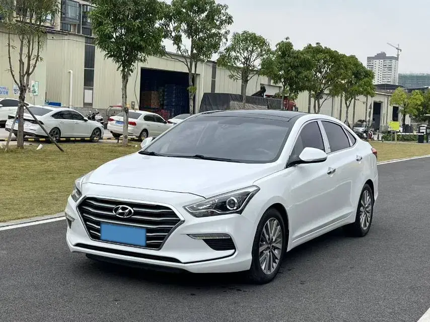 2017 Hyundai Mistra 1.8L 143HP L4 6AT