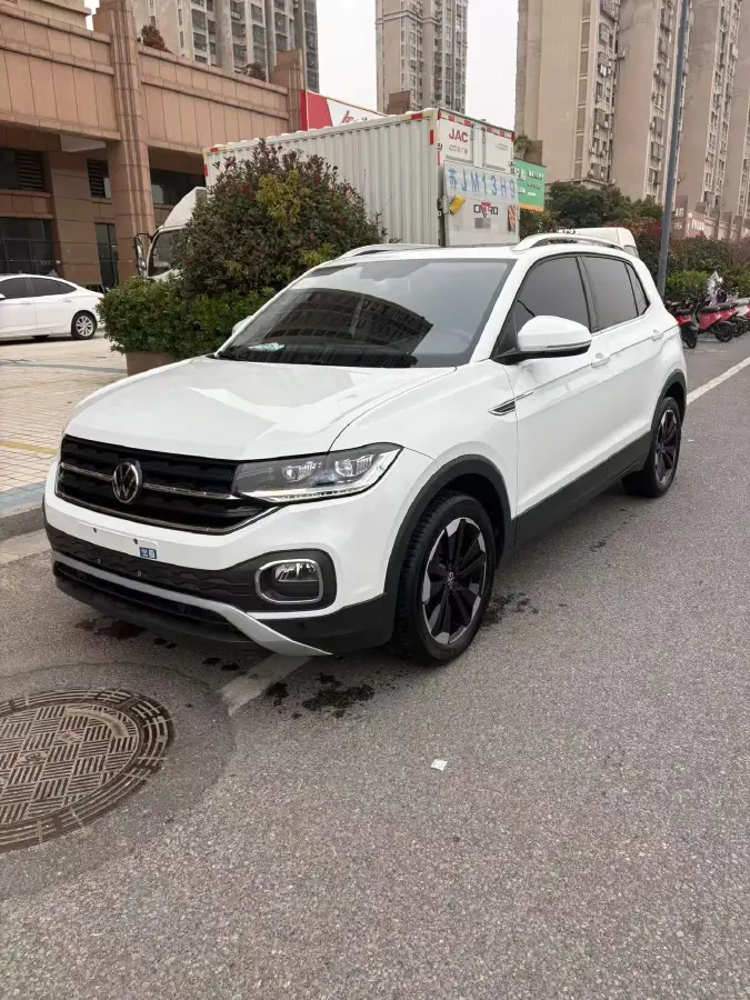 2021 Volkswagen Tacqua 1.2T 116HP L4 7DCT
