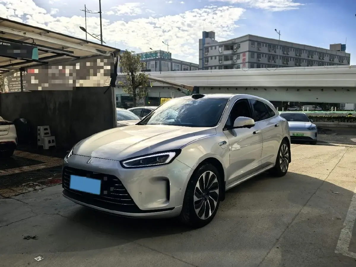 2023 AITO AITO M5 1.5T 152HP L4 REEV 40KWH