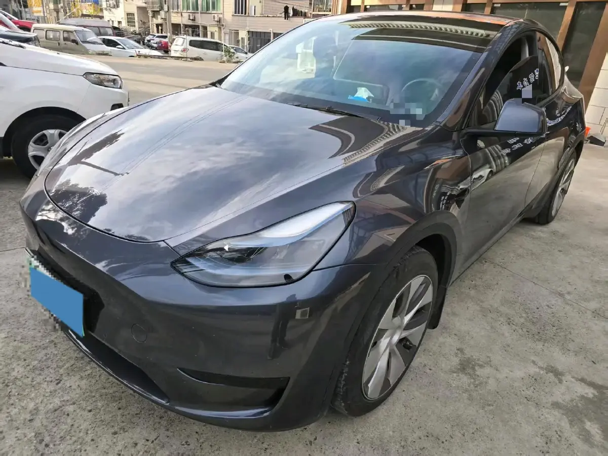 2022 Tesla Model Y BEV 60KWH
