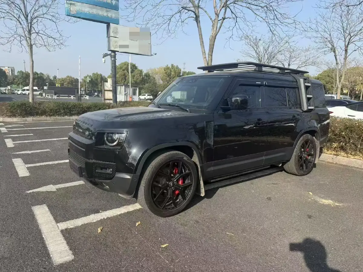 2023 Land Rover Defender 3.0T 400HP L6 8AT