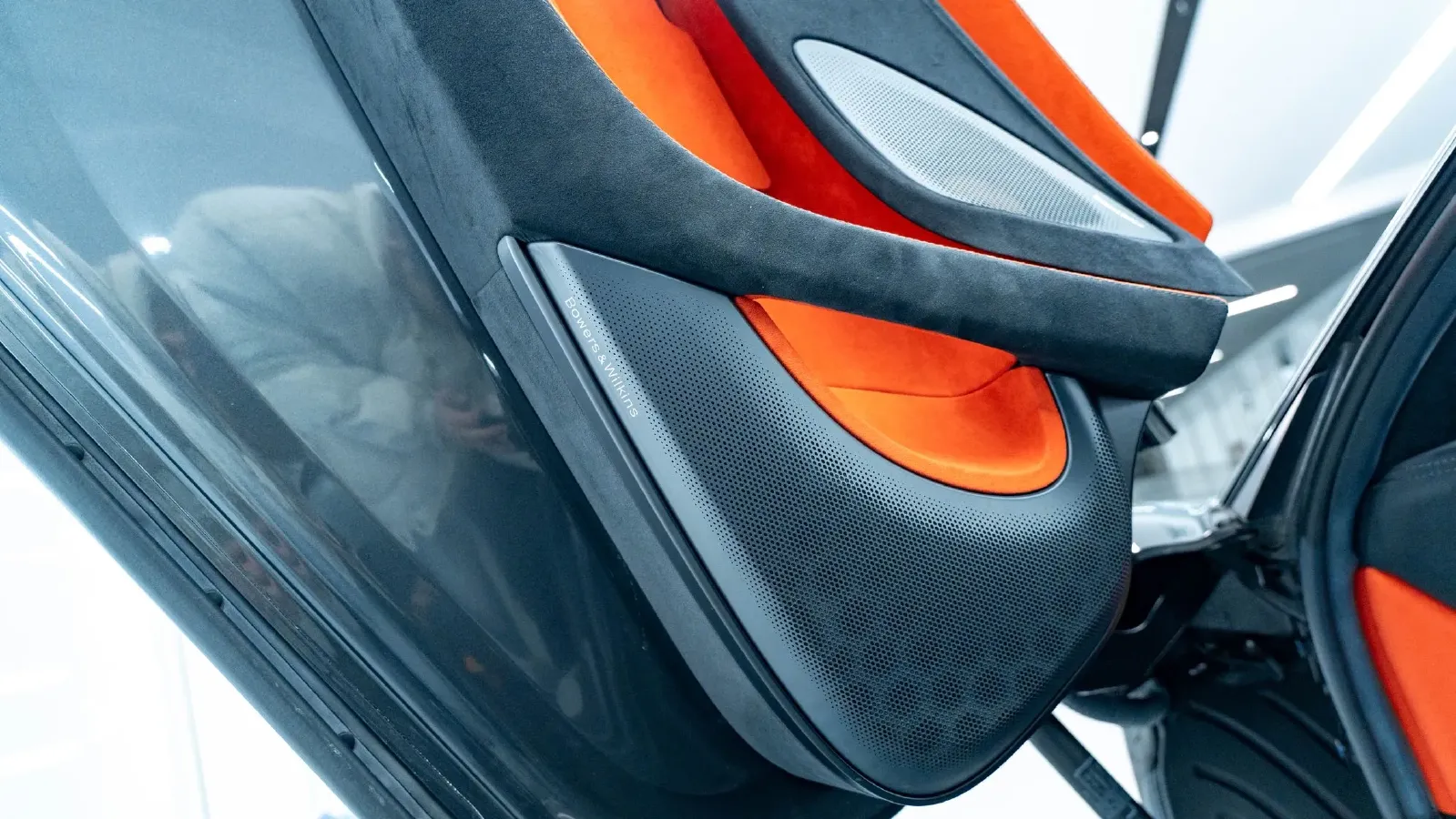 2018 McLaren 600LT 3.8T 600HP V8 7DCT,autocango,china used car exporter,china ev exporter,chinese used car exporter,chinese used ev exporter