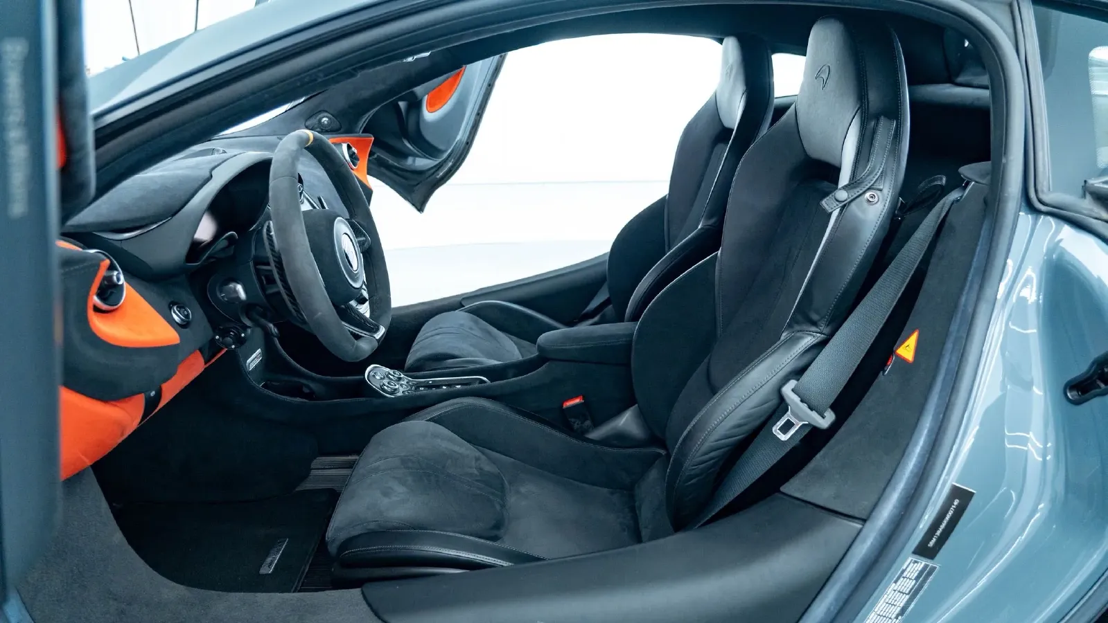 2018 McLaren 600LT 3.8T 600HP V8 7DCT,autocango,china used car exporter,china ev exporter,chinese used car exporter,chinese used ev exporter