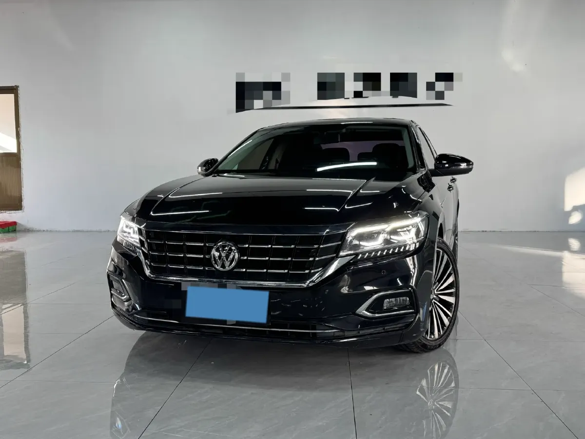 2020 Volkswagen Passat 2.0T 186HP L4 7DCT,autocango,china used car exporter,china ev exporter,chinese used car exporter,chinese used ev exporter