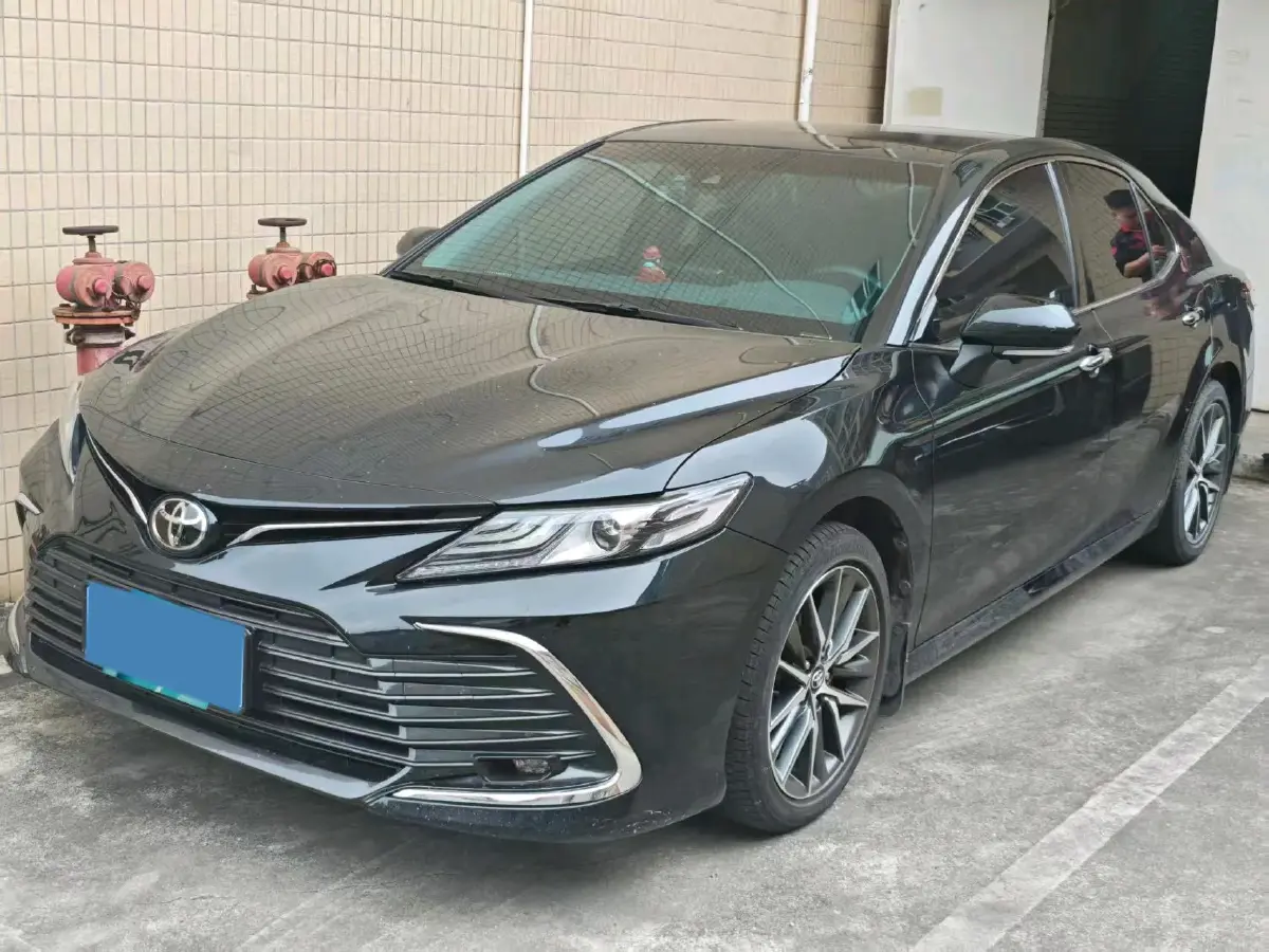 2021 Toyota Camry 2.5L 209HP L4 8AT