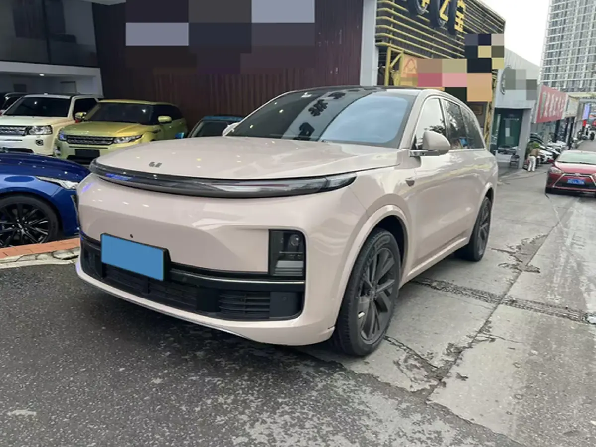 2023 Li L8 Range Extended 154HP REEV 40.9KWH