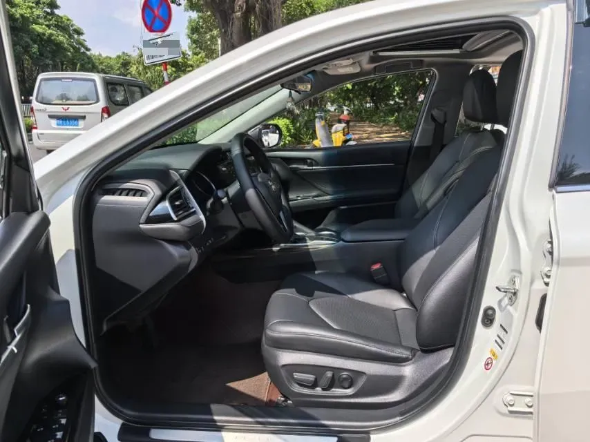 2019 Toyota Camry 2.0L 178HP L4 CVT,autocango,china used car exporter,china ev exporter,chinese used car exporter,chinese used ev exporter