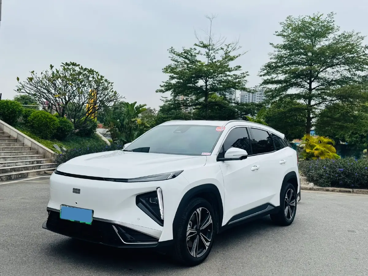 2025 Geely Galaxy L7 1.5L 112HP L4 1DHT PHEV 18.4KWH