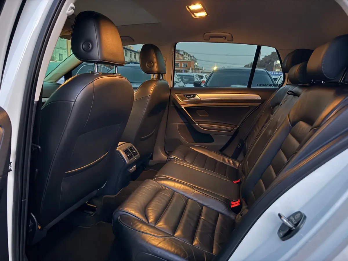 2019 Chery Tiggo 8 1.6T 197HP L4 7DCT,autocango,china used car exporter,china ev exporter,chinese used car exporter,chinese used ev exporter